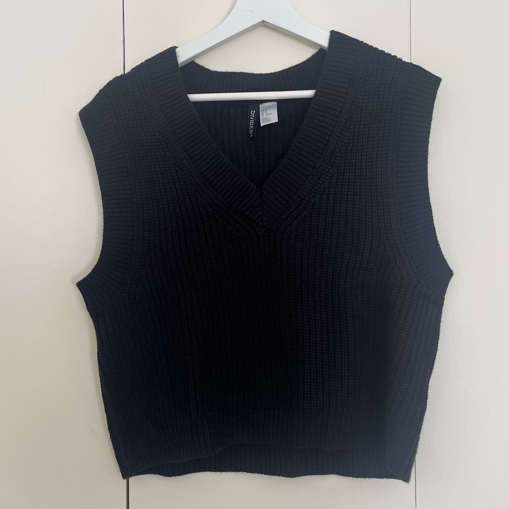 Black Sweater Vest H&M
